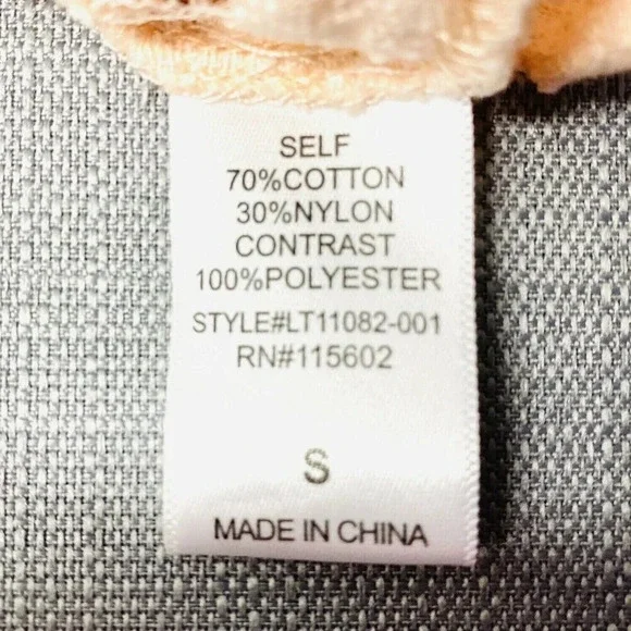 LUSH Women Sleeveless Pullover Scoop Neck Pink Lace See Through Top Size Small - Picture 12 of 13